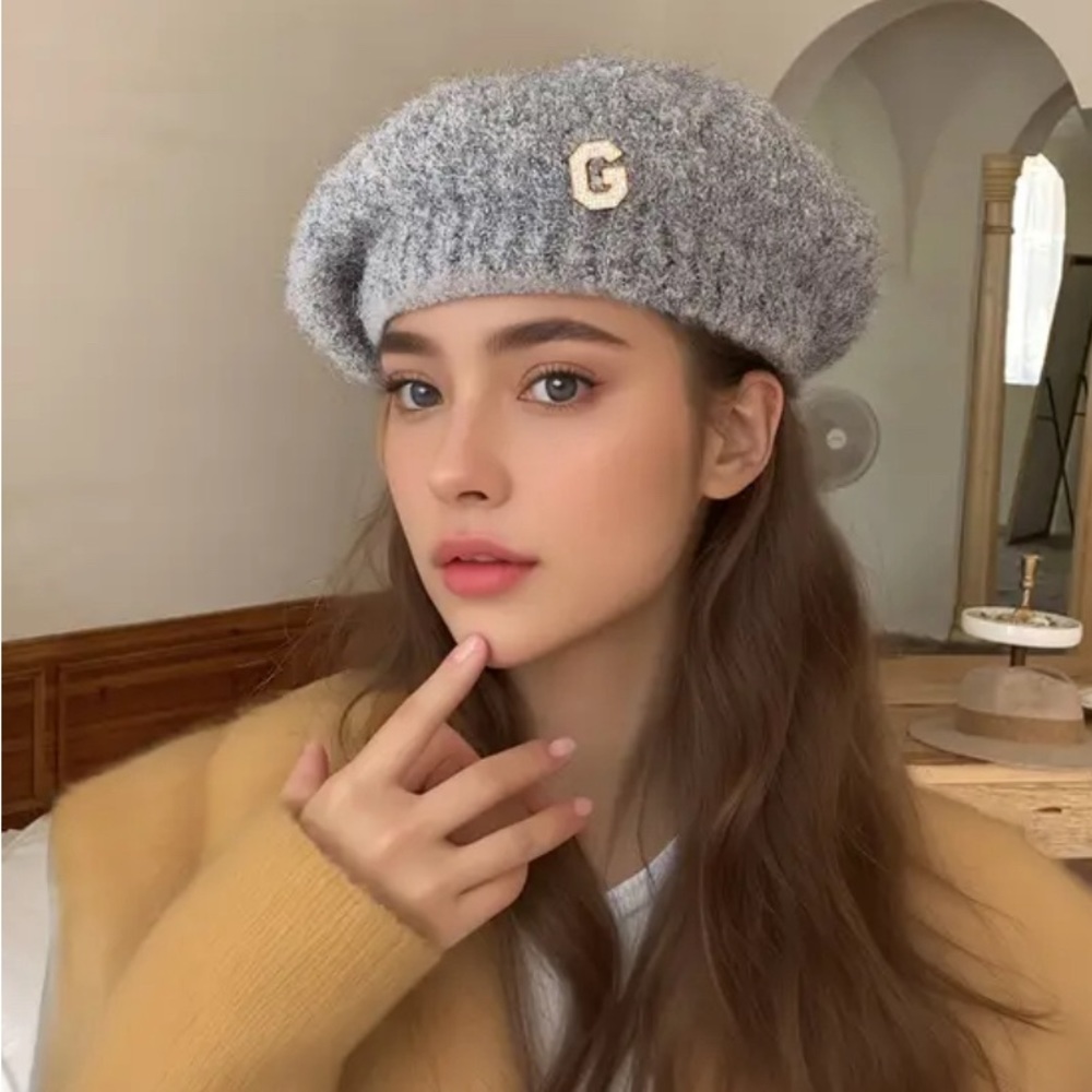 Soft British Style Beret Painters Letter Hat - Picture 5 of 8
